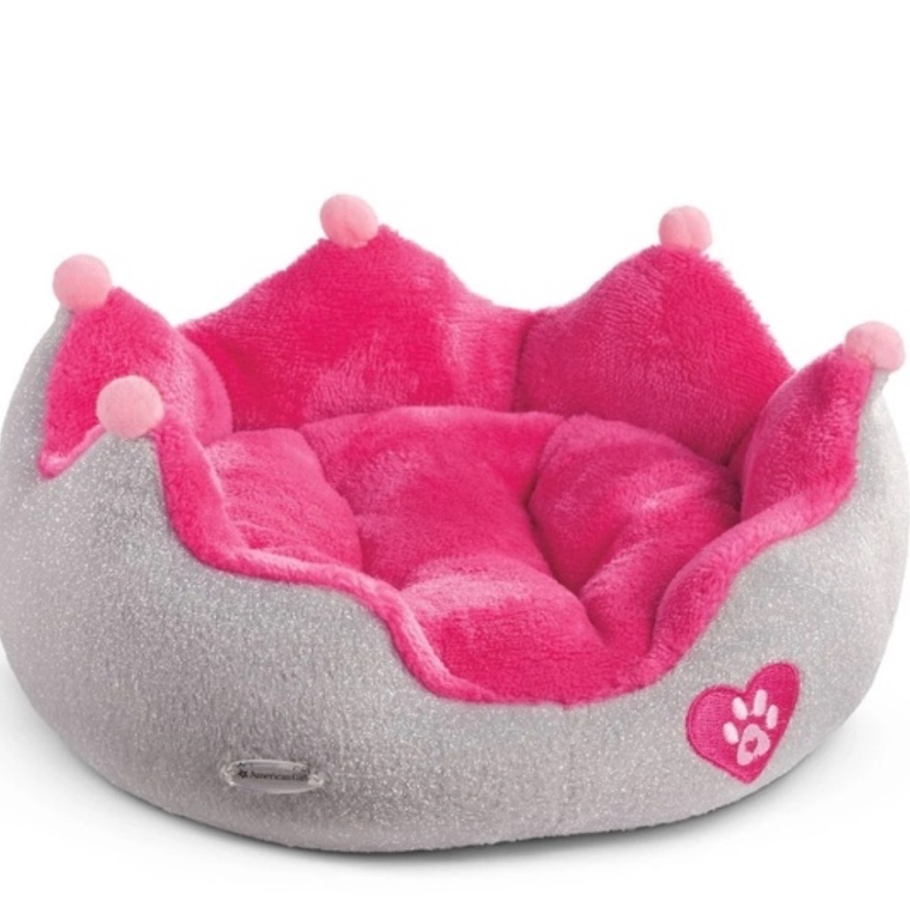 American girl truly me crown pet bed new with tag in box
